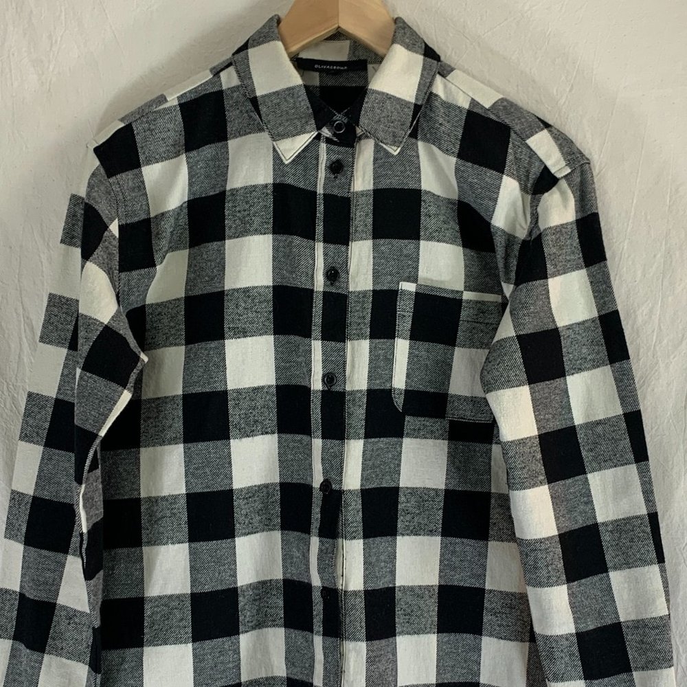 Olivaceous Long-Sleeve Button-Up Shirt in White & Black Buffalo Plaid Flannel